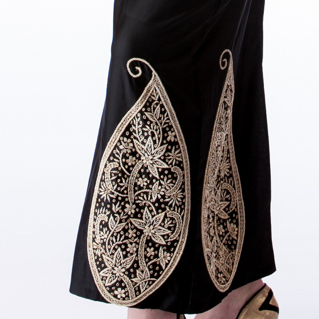 Kala Ambi Long Black Silk Bridesmaids Dress - Shubrah